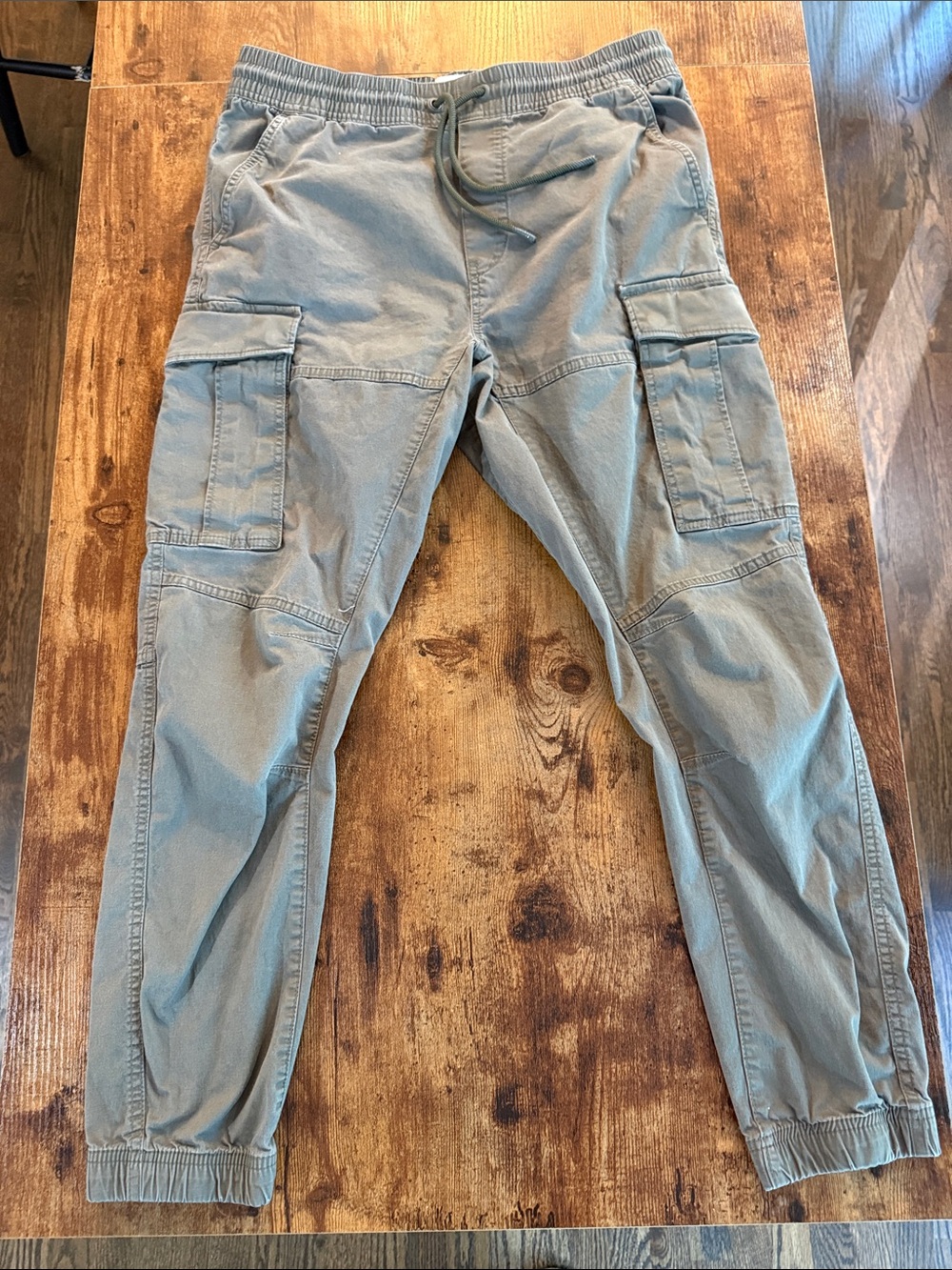 H&M Olive Cargo Jogger Pants